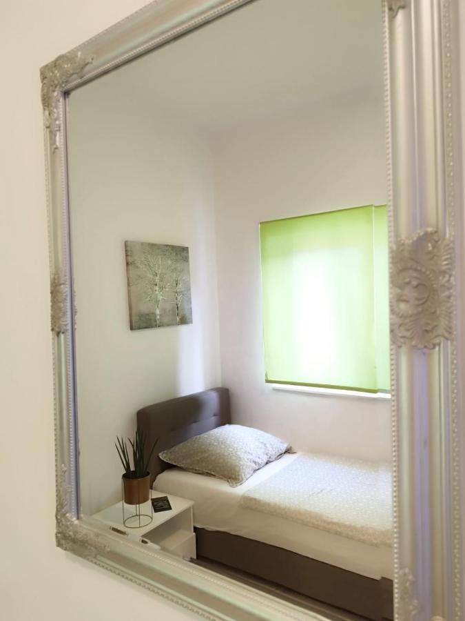 Villa Central Riverside โมสตาร์ ภายนอก รูปภาพ